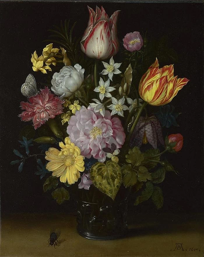 Natura morta con fiori in un vaso di vetro